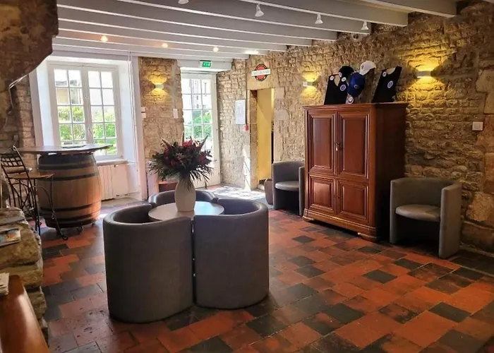 Le John Steele * Sainte-Mère-Église